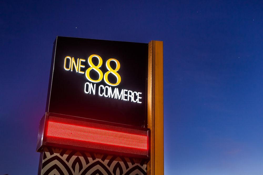One88 On Commerce Whakatāne Exterior foto